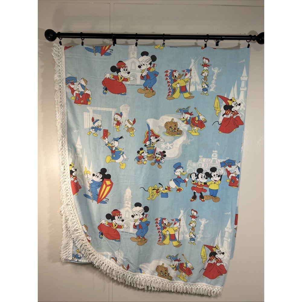 Vintage Walt Disney Productions Disneyland Fringe Bedspread Mickey Donald READ